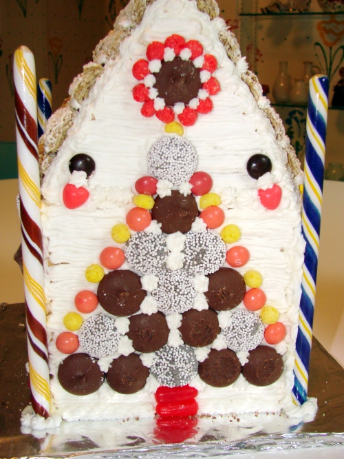 2008 Gingerbread houses 014